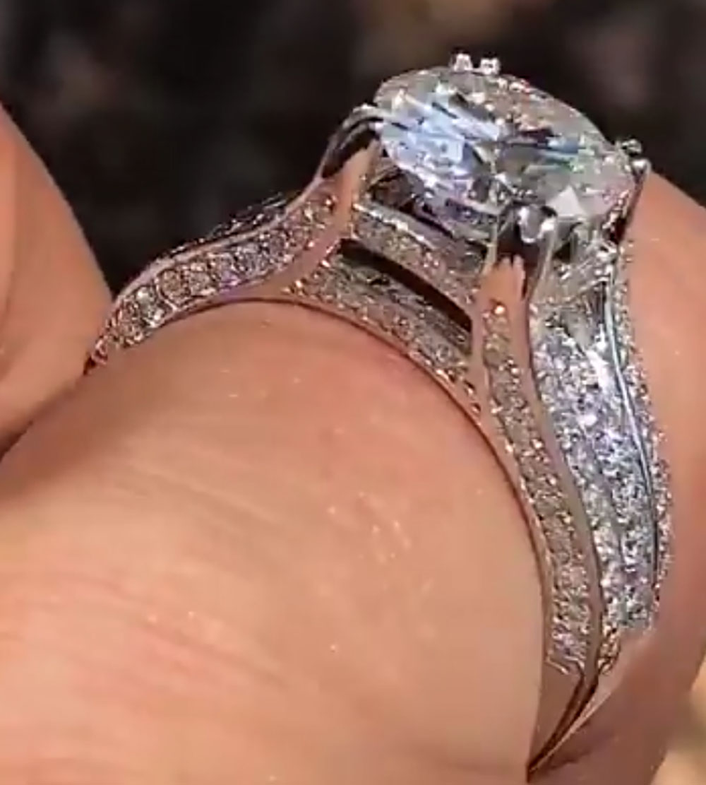 Moissanite Engagement Ring 1 Carat - مخصص الصلبة 14K الذهب الأبيض النساء