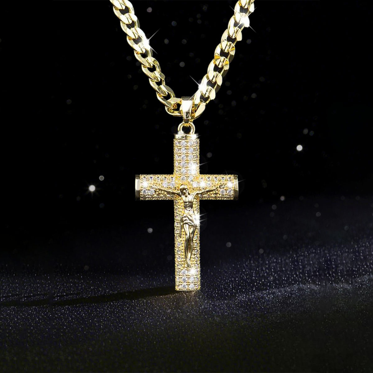 Cross Pendant Necklace Gold - قلادة صليب مطلية بالذهب للرجال بتقنية