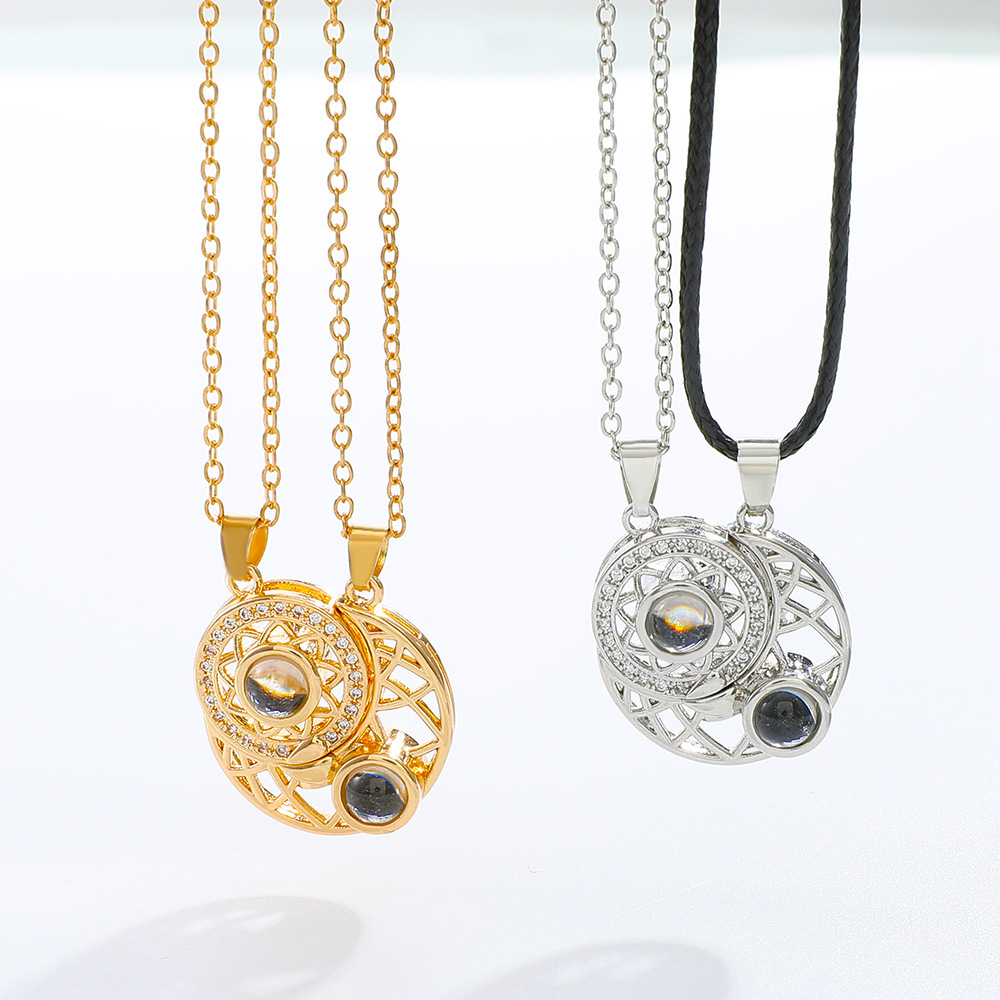 Magnetic Couple Matching Necklaces - زوج مغناطيسي مطابق للإسقاط ، الشمس