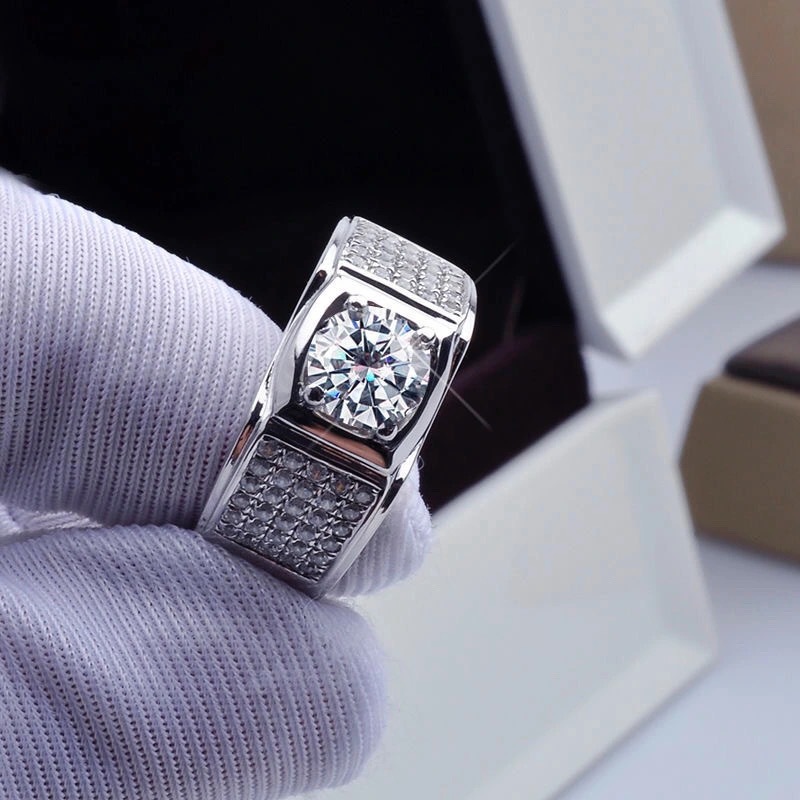 Moissanite Engagement Ring 1 Carat - جديد أربعة مخلب محاكاة مويسانيتي 1