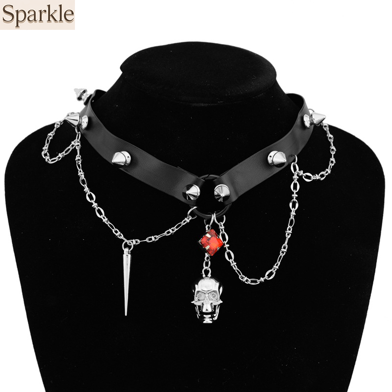 Goth Punk Spike Choker - قلادة جلدية على شكل جمجمة داكنة،