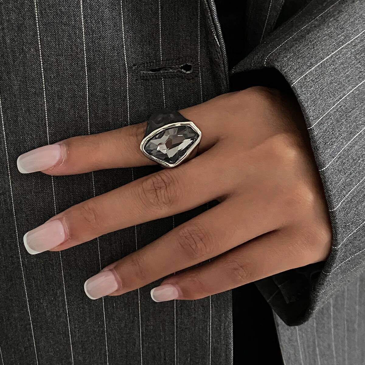 Vintage Punk Knuckle Rings Set - Salircon خمر الأسود الاكريليك حجر الراين