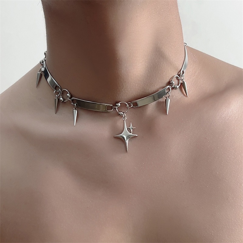 Goth Punk Spike Choker - قلادة نسائية بتصميم هيب هوب وروك