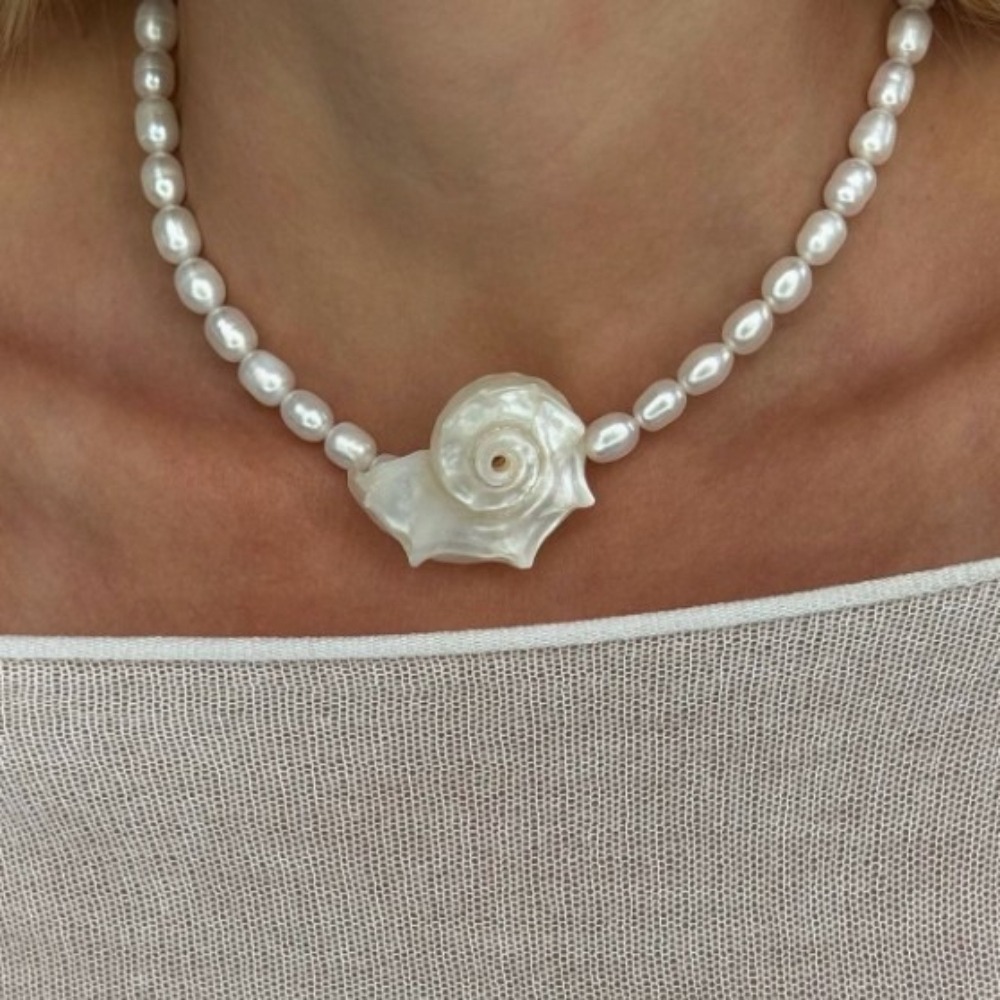 Pearl Choker Necklace Vintage - قلادة بوهيمية عتيقة الطراز من الصدف