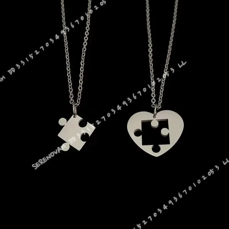 طقم قلادتين بسيط بتصميم قلب مت - مراجعة Magnetic Couple Matching Necklaces وسعره