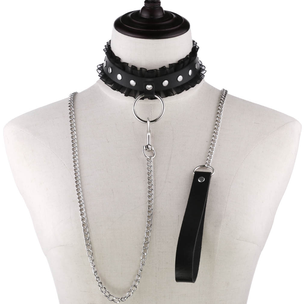 مثير الدانتيل مدببة المختنق ال - مراجعة Goth Punk Spike Choker وسعره