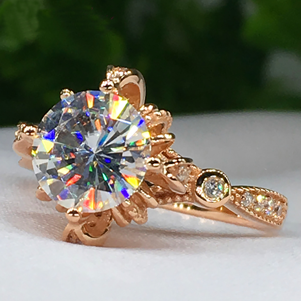 خاتم زفاف وخطوبة نسائي مخصص من - مراجعة Moissanite Engagement Ring 1 Carat وسعره