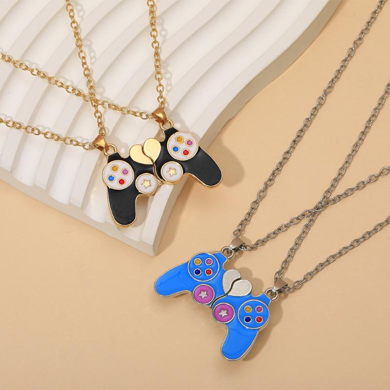 قلادات مغناطيسية على شكل وحدات - مراجعة Magnetic Couple Matching Necklaces وسعره