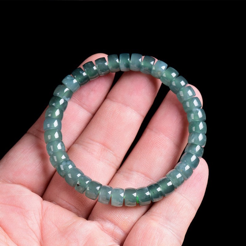 سوار من اليشم الطبيعي من الدرج - مراجعة Bracelets وسعره
