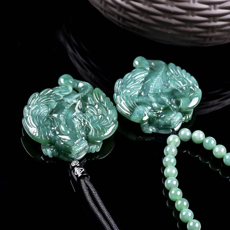 قلادة من اليشم الطبيعي الأزرق  - مراجعة Necklaces وسعره