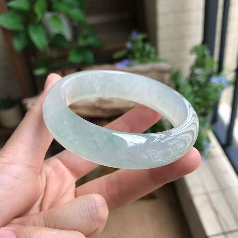 أساور من اليشم للنساء، شكل دائ - مراجعة Bracelets وسعره