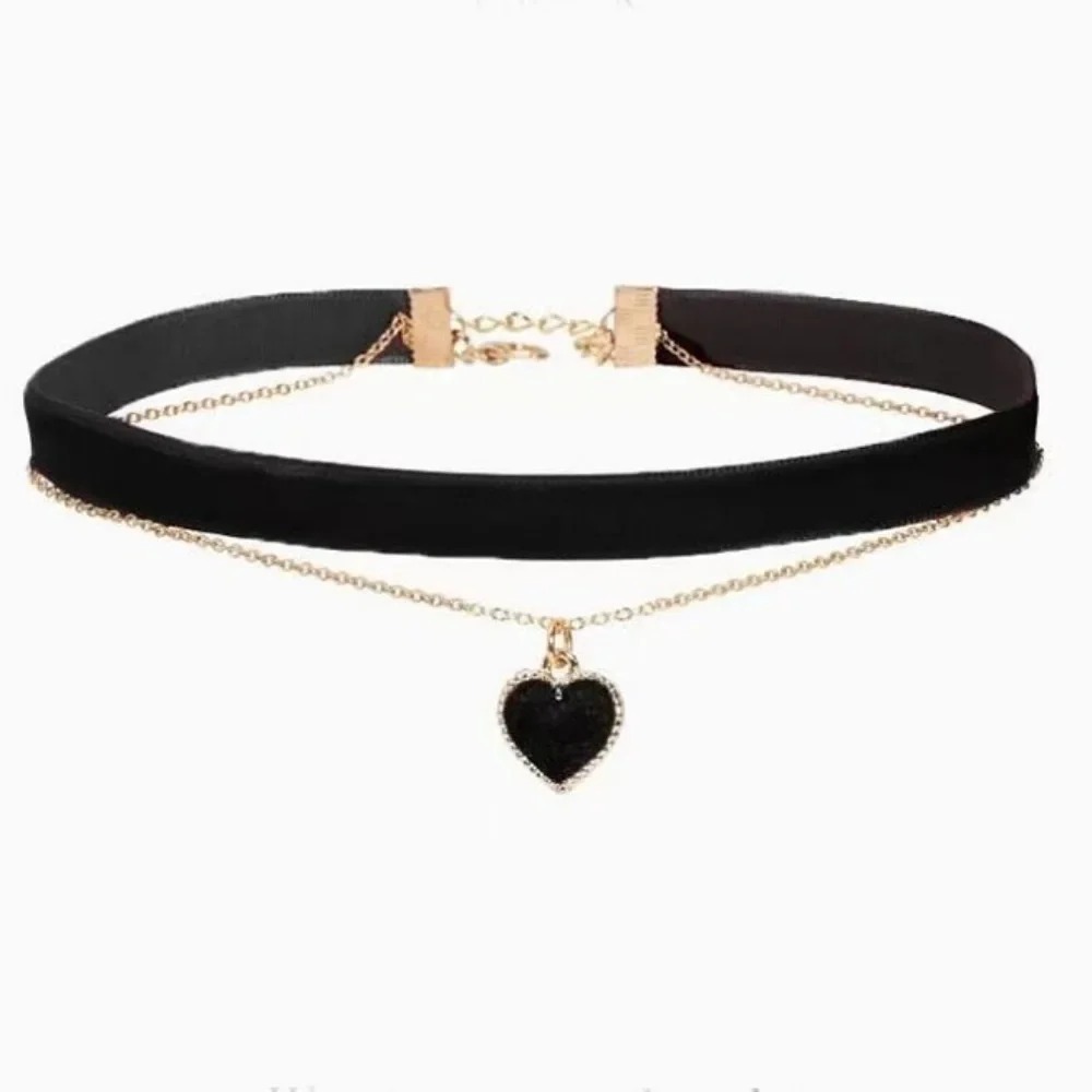 قلادة متعددة الطبقات على شكل ق - مراجعة Layered Pendant Necklace Aesthetic وسعره
