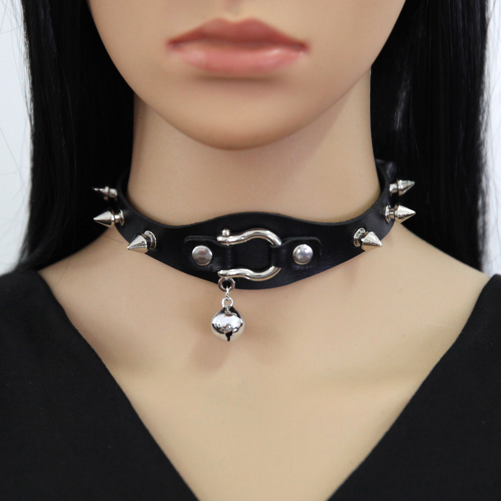 أسود سبايك المختنق قلادة برشام - مراجعة Goth Punk Spike Choker وسعره