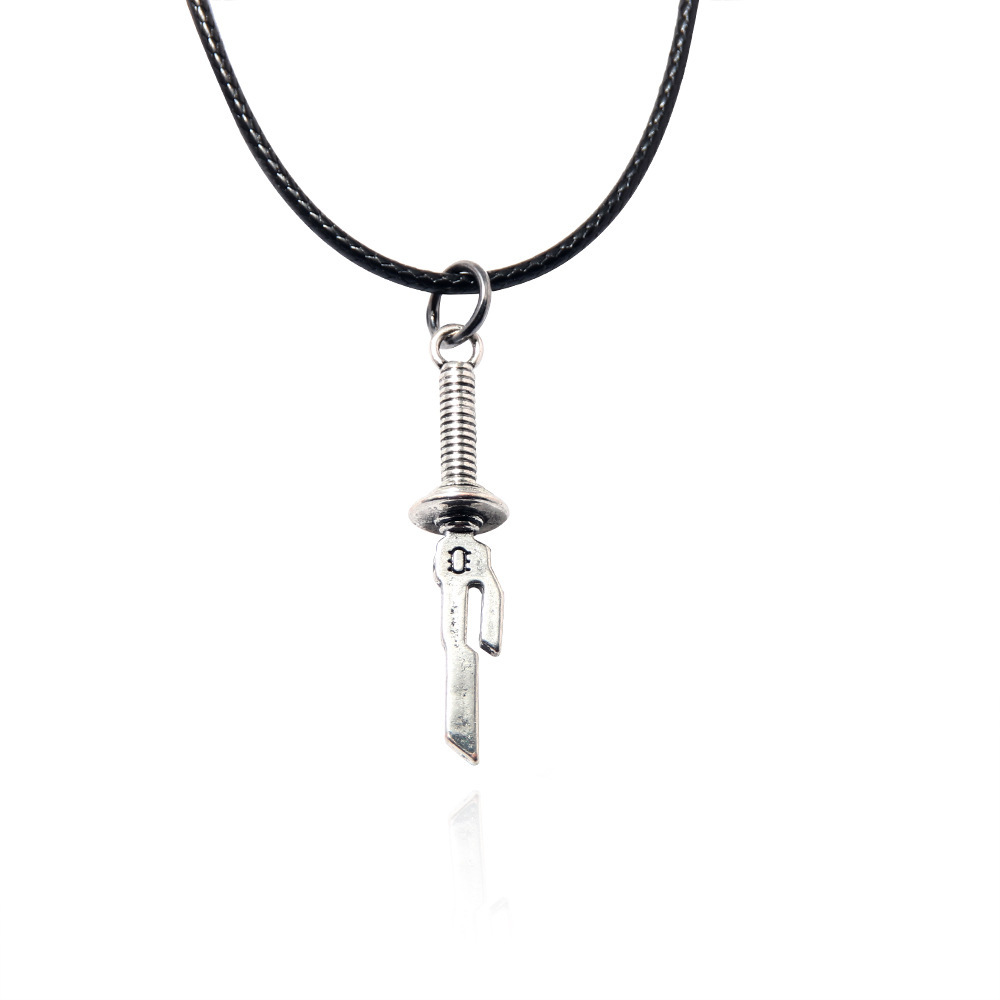 قلادة تنكرية لشخصية توجي فوشيغ - مراجعة Anime Pendant Necklace وسعره