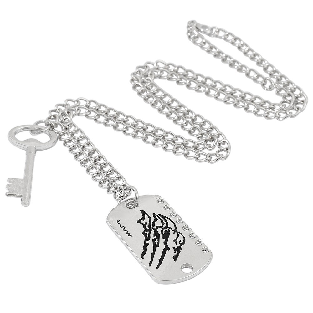 قلادة أزياء للأزواج بتصميم شخص - مراجعة Anime Pendant Necklace وسعره