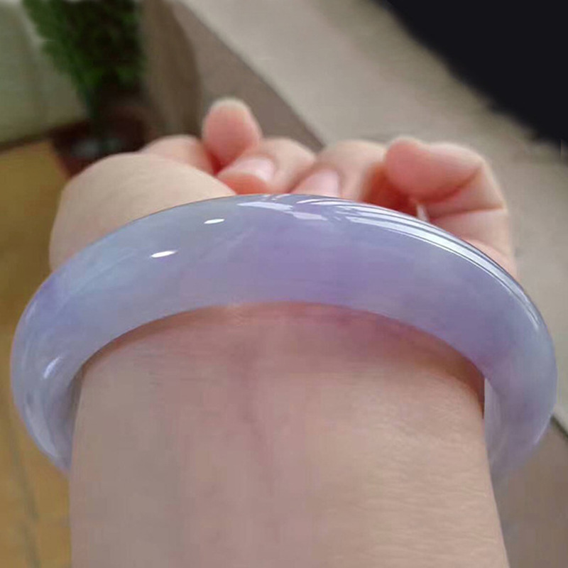 سوار من اليشم البورمي الطبيعي  - مراجعة Bracelets وسعره