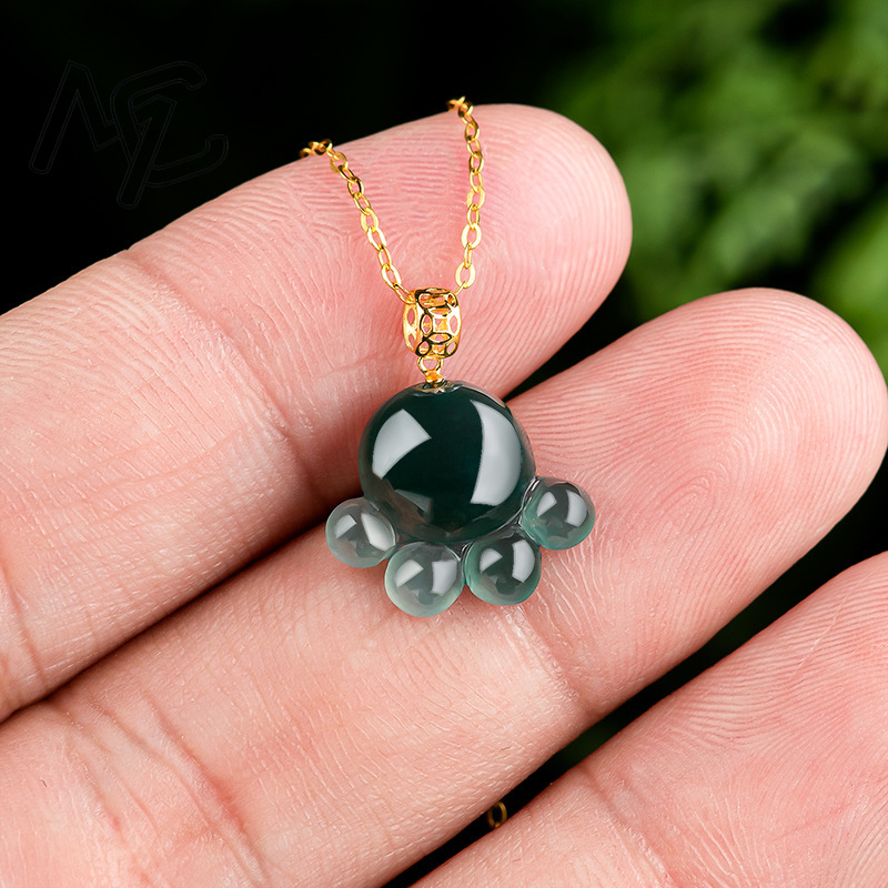 قلادة بتعليقة مخلب القط من الي - مراجعة Necklaces وسعره
