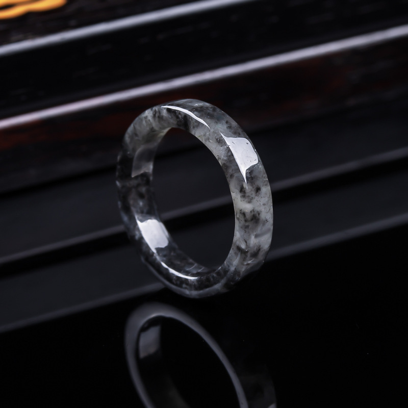 خاتم من اليشم الأسود البورمي ا - مراجعة Rings وسعره
