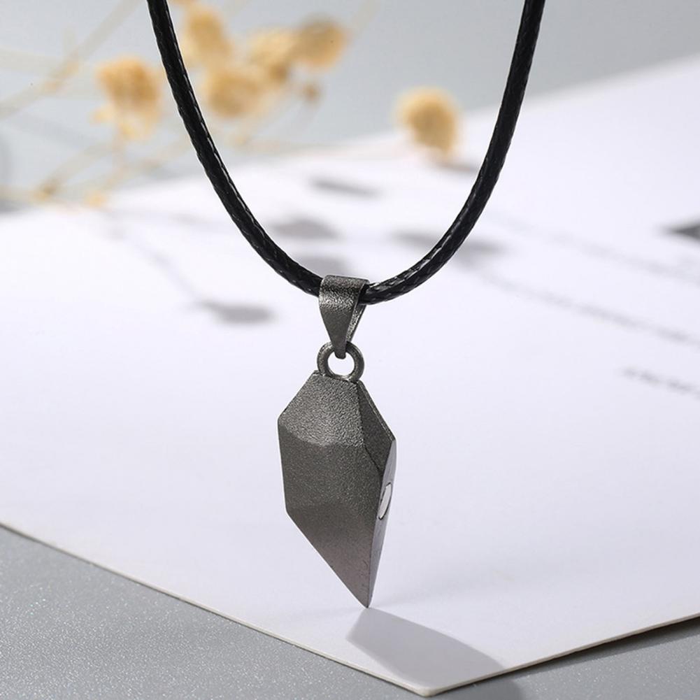 قلادة على شكل قلب، مجموعة قلاد - مراجعة Magnetic Couple Matching Necklaces وسعره